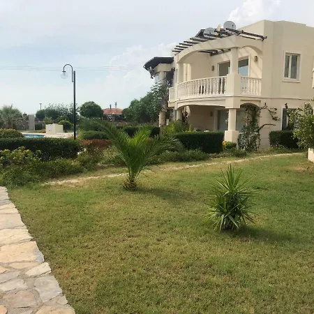 Casa de Férias Flamingo Fresia Havuz Manzarali Daire Milas